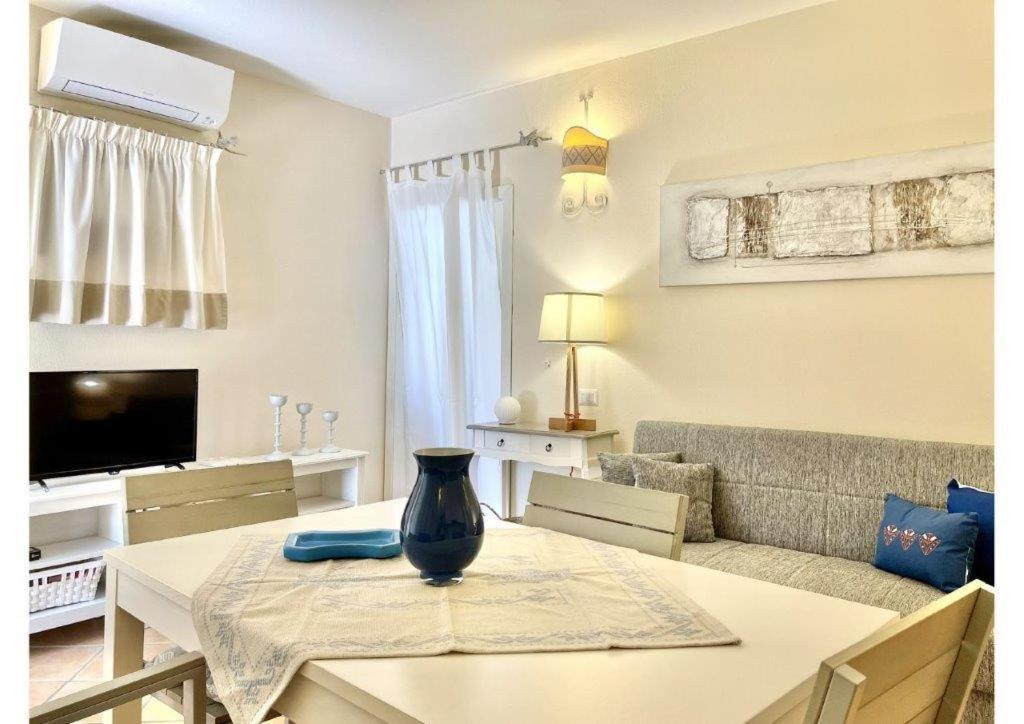 Ferienwohnung Le Residenze Sul Mare B6 Porto Ottiolu Exterior foto